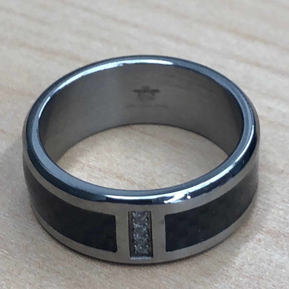 Ring - Picture 5 of 5